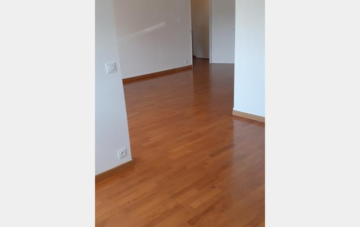 STEPHANE BLOT TRANSACTION : Appartement | CAEN (14000) | 86 m2 | 246 750 € 