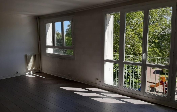 STEPHANE BLOT TRANSACTION : Apartment | CAEN (14000) | 74 m2 | 700 € 